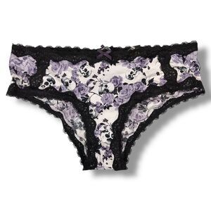 Torrid Size 2 Gothic Purple Rose & Skull Black Lace Hipster Cheekster Panty NEW